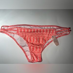 Victoria’s Secret bikini